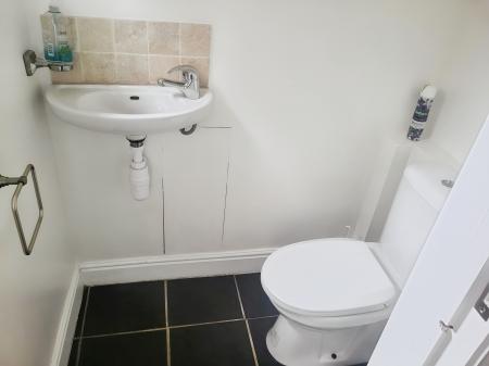 2 bedroom Terraced House to let in Southampton Road, Far Cotton, Northampton, NN4