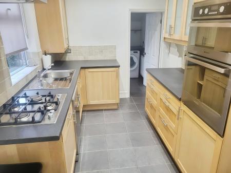 2 bedroom Terraced House to let in Southampton Road, Far Cotton, Northampton, NN4