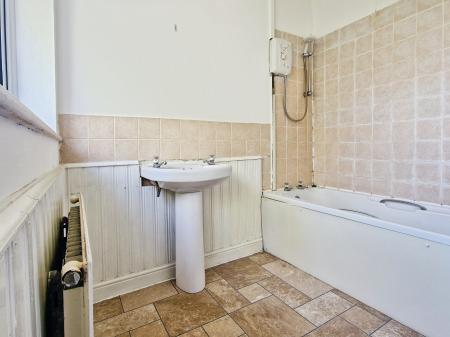 3 bedroom Terraced House to let in Eastern Ave North, Northampton, NN2