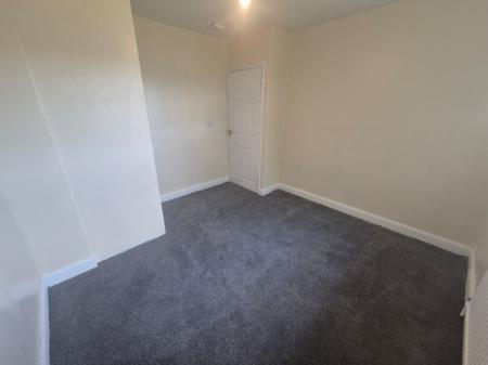 3 bedroom Semi-detached house to let in Pembroke Road, Northampton, NN5