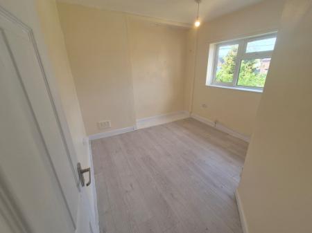 3 bedroom Semi-detached house to let in Pembroke Road, Northampton, NN5