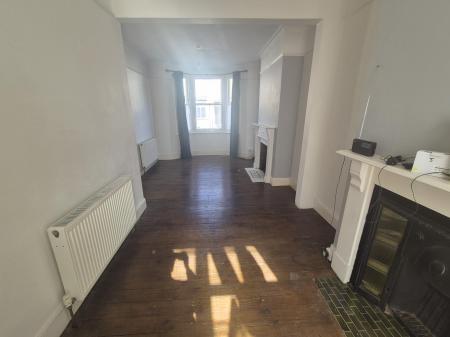 3 bedroom Terraced House to let in Loyd Road, Abington, Northampton, NN1