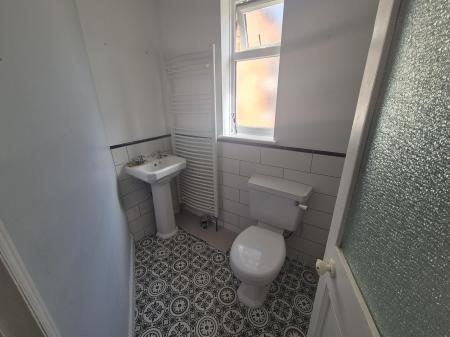 3 bedroom Terraced House to let in Loyd Road, Abington, Northampton, NN1