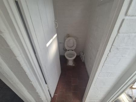 3 bedroom Terraced House to let in Loyd Road, Abington, Northampton, NN1