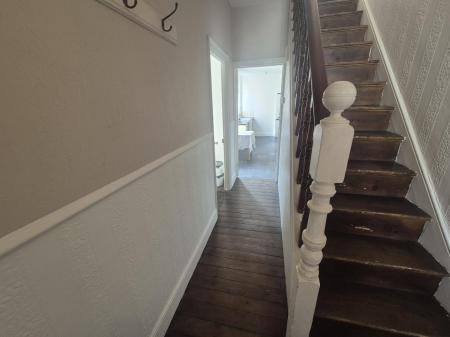 3 bedroom Terraced House to let in Loyd Road, Abington, Northampton, NN1
