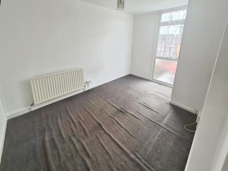 3 bedroom Terraced House to let in Thorn Hill, Briar Hill, Northampton, NN4