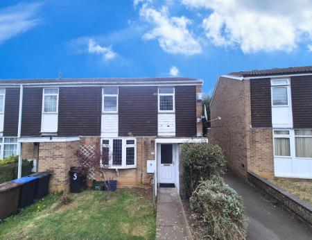 3 bedroom Semi-detached house to let in Pell Court, Lumbertubs, Northampton, NN3