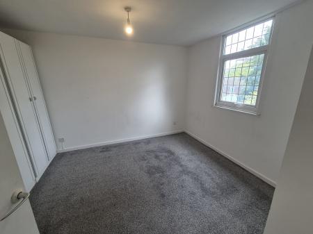 3 bedroom Semi-detached house to let in Pell Court, Lumbertubs, Northampton, NN3