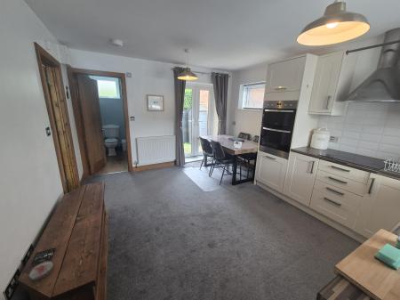 1 bedroom Semi-detached house to let in 9a Lumbertubs Rise, Lumbertubs, NN3