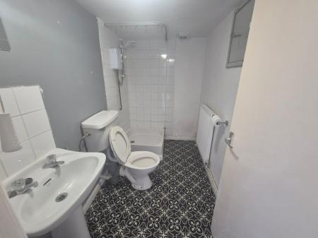 2 bedroom Cottage to let in Gayton Yard Cottage