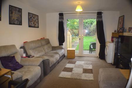 2 bedroom Semi-detached house to let in Belton Close, East Hunsbury, Northampton, NN4