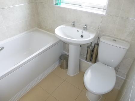2 bedroom End of terrace house to let in Briton Gardens, Northampton, NN3