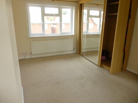 2 bedroom End of terrace house to let in Briton Gardens, Northampton, NN3