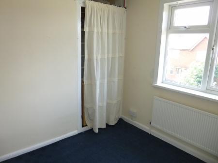 2 bedroom End of terrace house to let in Briton Gardens, Northampton, NN3