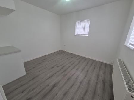 2 bedroom Detached house to let in Symington Street, Northampton, NN5
