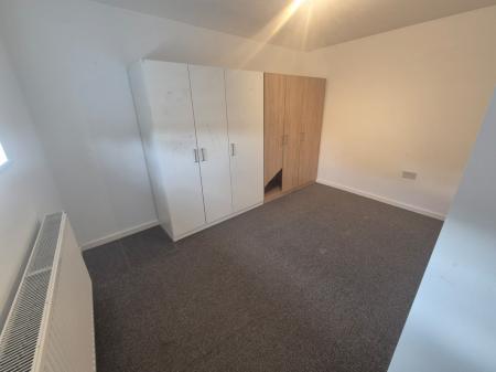 2 bedroom Detached house to let in Symington Street, Northampton, NN5