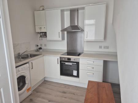 2 bedroom Detached house to let in Symington Street, Northampton, NN5