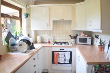 1 bedroom Semi-detached house to let in Farmhill Road, Southfields, Northampton, NN3