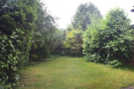 1 bedroom Semi-detached house to let in Farmhill Road, Southfields, Northampton, NN3