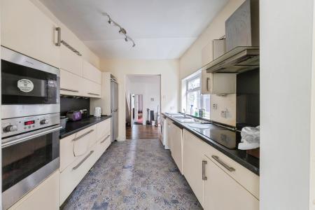 3 bedroom Terraced House for sale in Spencer Bridge Road, Northampton, NN5