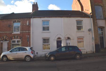 2 bedroom Terraced House to let in Palmerston Road, Northampton, NN1