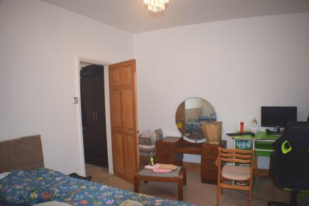 2 bedroom Terraced House to let in Palmerston Road, Northampton, NN1