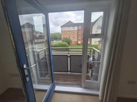 2 bedroom Flat to let in West Cotton Close, Far Cotton, Northampton, NN4