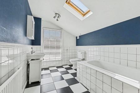 2 bedroom Terraced House for sale in Dunster Street, Northampton, NN1