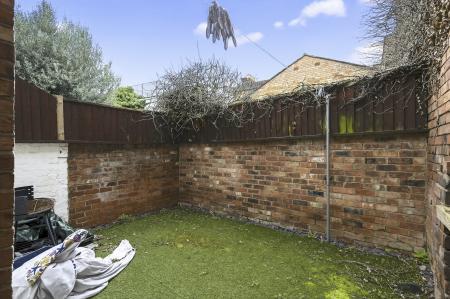 2 bedroom Terraced House for sale in (COPY of) Dunster Street, Northampton, NN1