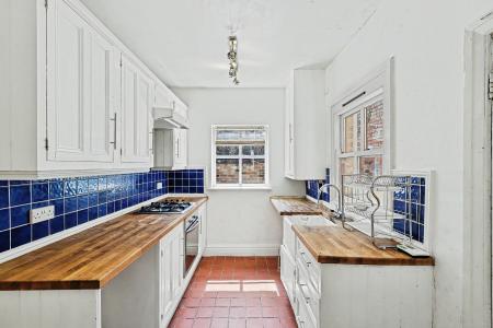 2 bedroom Terraced House for sale in Dunster Street, Northampton, NN1