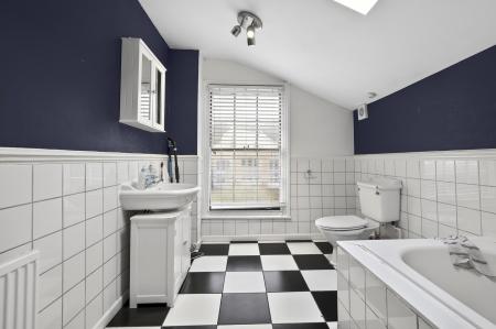 2 bedroom Terraced House for sale in (COPY of) Dunster Street, Northampton, NN1