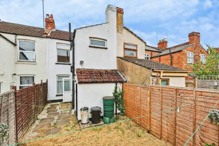 2 bedroom Terraced House for sale in Alcombe Road, The Mounts, Northampton, NN1