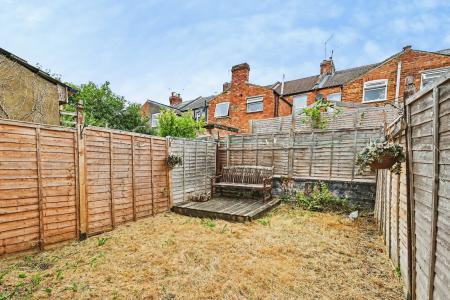 2 bedroom Terraced House for sale in Alcombe Road, The Mounts, Northampton, NN1