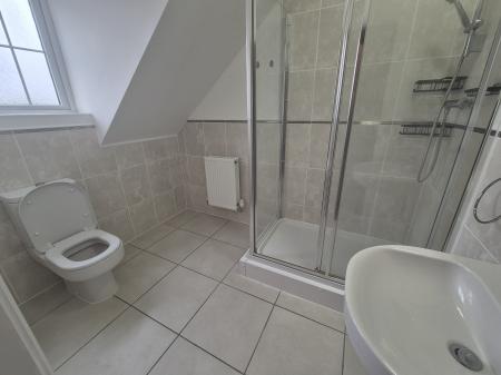 4 bedroom Terraced House to let in Willmott Road, Rushden, NN10