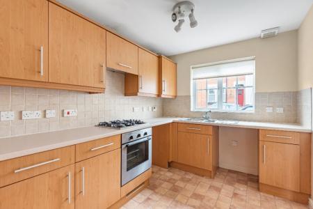 3 bedroom Terraced House to let in Chaucer Street, Kingsley, Northampton, NN2