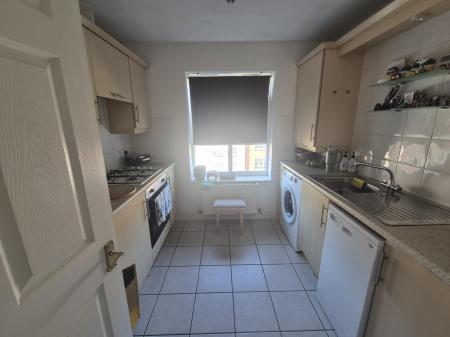 2 bedroom Flat to let in Beckets view, Northampton, NN1
