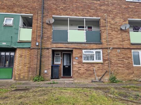South Oval, Kings Heath, Northampton, NN5