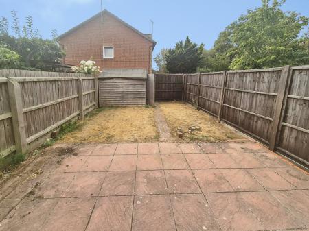2 bedroom Semi-detached house to let in Scotney Close, East Hunsbury, Northampton, NN4