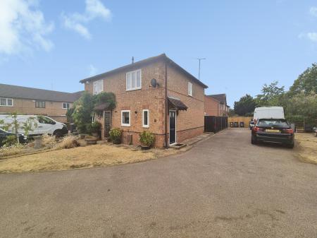 2 bedroom Semi-detached house to let in Scotney Close, East Hunsbury, Northampton, NN4