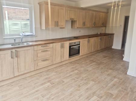 2 bedroom Semi-detached bungalow to let in Crawford Avenue, Duston, Northampton, NN5