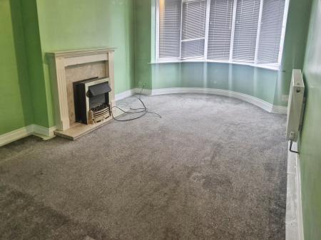2 bedroom Semi-detached bungalow to let in Crawford Avenue, Duston, Northampton, NN5
