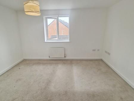 2 bedroom Semi-detached house to let in Balmoral Close, Northampton, NN5