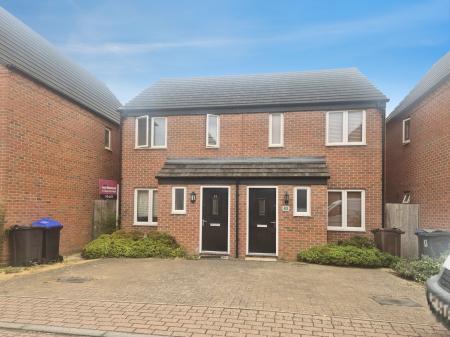 2 bedroom Semi-detached house to let in Balmoral Close, Northampton, NN5