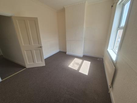 2 bedroom Terraced House to let in Spencer Street, St. James, Northampton, NN5