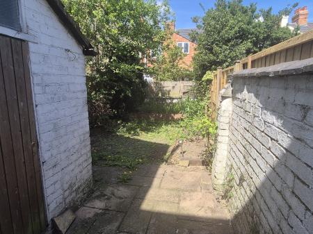 2 bedroom Terraced House to let in Spencer Street, St. James, Northampton, NN5