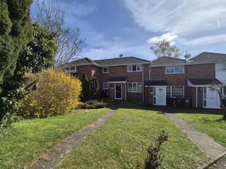 2 bedroom Terraced House to let in Grovebury Dell, Kingsthorpe, NN2