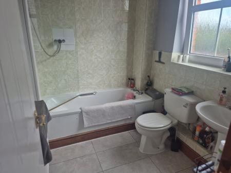 1 bedroom Flat to let in Harcourt Square, Earls Barton, NN6