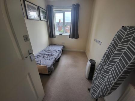 3 bedroom Semi-detached house to let in Mars Drive, Wellingborough, NN8