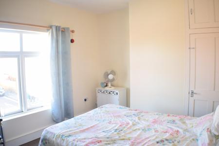 3 bedroom Terraced House to let in Junction Road, Kingsley, Northampton, NN2