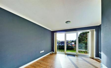 2 bedroom Flat for sale in Cromer Road, Mundesley, NR11